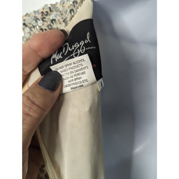 Mac Duggal 5489 Ombre Sequin Formal Gown Nude Silver Slit Evening Dress 6 NWT - Picture 14 of 15